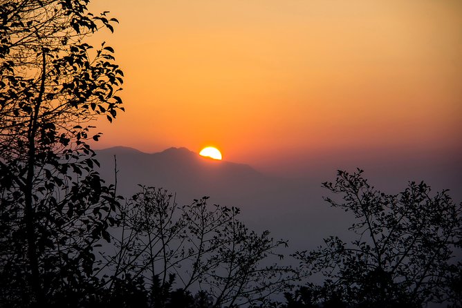 Nagarkot Sunset view tour from Kathmandu - Nature trails and easy hiking: how to make the half-day feel more than a photo run