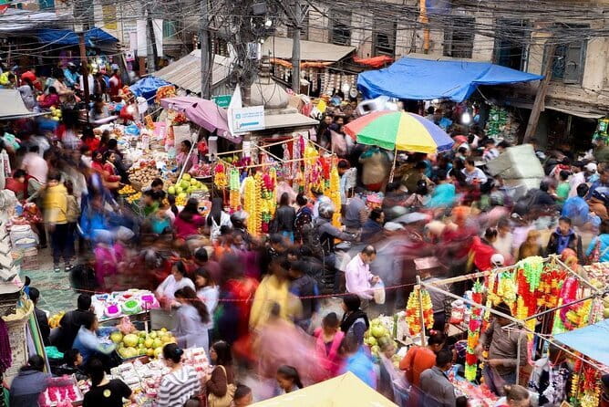 Oldest Local Market Walking Tour With Living Goddess Kumari - Starting at Chhaya Devi Complex, Then Getting Your Bearings Fast
