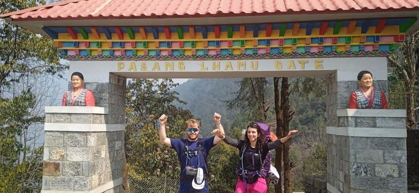 Pokhara: 2-Days Beautiful Poon Hill Trek with Sunrise View - What to pack, and how to handle steps and altitude on this trek
