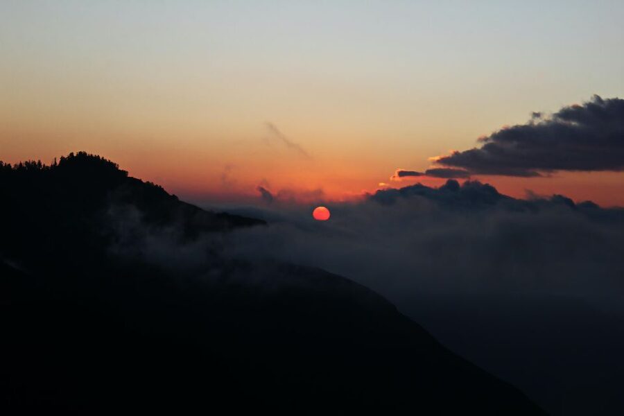 Pokhara: 3-Day Ghorepani, Poon Hill and Ghandruk Guided Trek - Guides, Pace, and Private Comfort That Actually Matter
