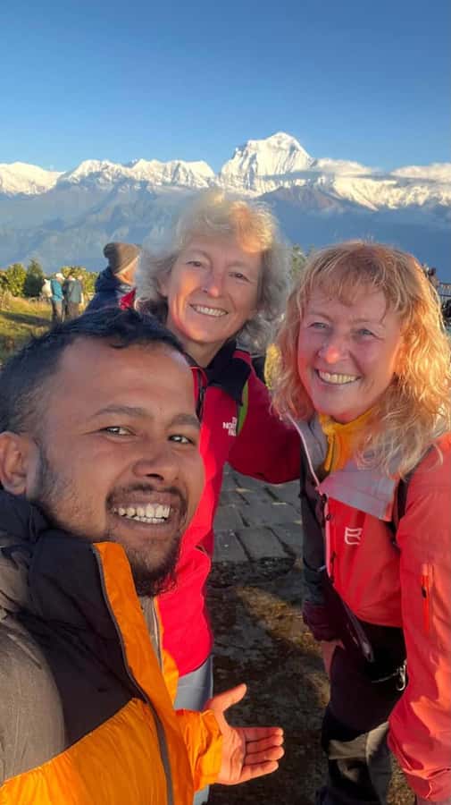 Pokhara: 3- days Poon Hill Trek - Day 2: Tikhedhunga to Ghorepani, rhododendrons, and bigger Machapuchare moments