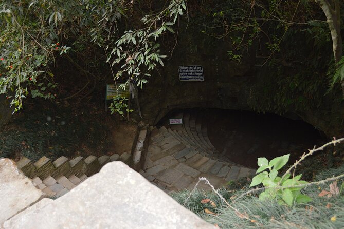 Pokhara: Budget Unguided Tour By Sharing Bus - Stop 2: Seti River Gorge and the Milky Water Look