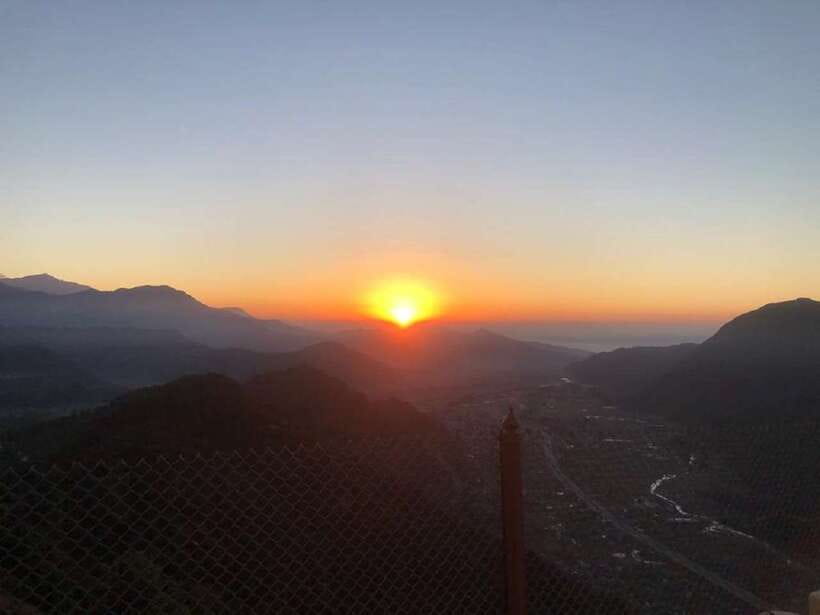 Pokhara: Sarangkot Sunrise and Private Full Day Tour - Bindabasini Temple: a calm 30 minutes with real local meaning