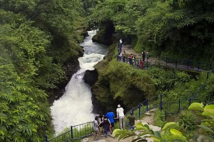 Pokhara: Sarangkot Sunrise and Private Full Day Tour - World Peace Pagoda: the hilltop pause with big views