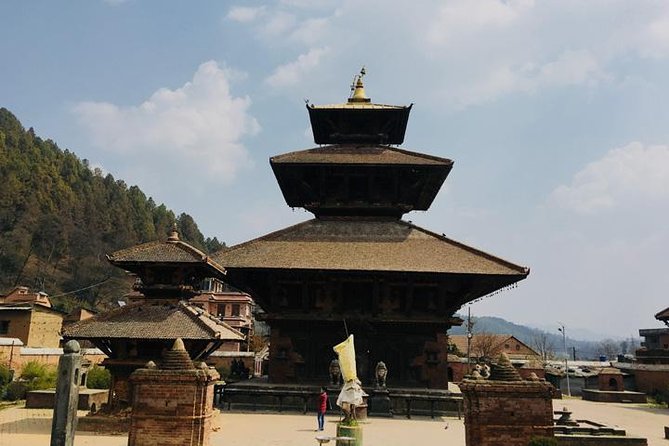 Private Day Tour in Kathmandu Valley Rim with Bhaktapur Sightseeing - Door-to-door timing, private vehicle, and how to stay comfortable