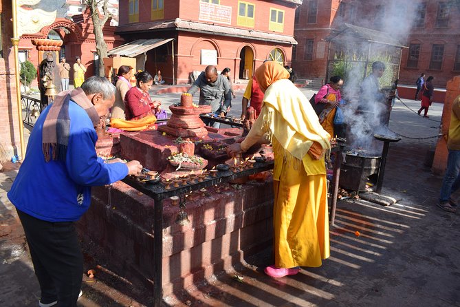 Private Half Day Budhanilkantha Tour - What to wear and bring for a comfortable, respectful visit