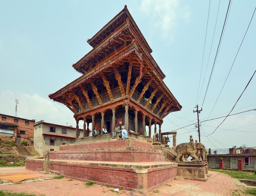 Private Half Day Kirtipur Trip With Newari Food Tasting - Newari lunch and food tasting: spicy, serious, and worth it