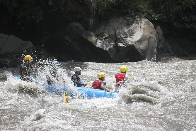 Rafting in Nepal: Trishuli, Bhotekoshi & Other River Rafting - Lunch on a Rafting Day: A Typical Nepali Meal Included