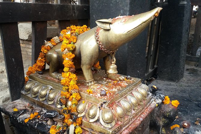 Walking tour of Kathmandu with awesome local guides - A 5-6 Hour Kathmandu Walk That Beats the Taxi Trap