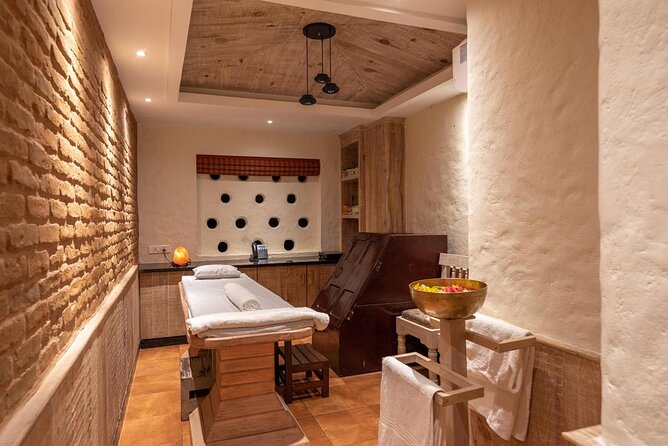 Whole Day Massage & Spa With Lunch - Ayurvedic Massage and Herbal Steambath: The Body-First Start